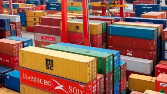 Imagen para el artículo: Un economista explicó porque Chile exporta más que Argentina con menos de la mitad de población