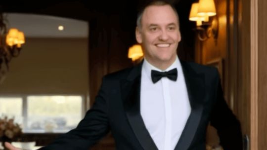 Imagen para el artículo: El desopilante video con IA de un asado que comparten Milei, Cristina, Macri y Adorni