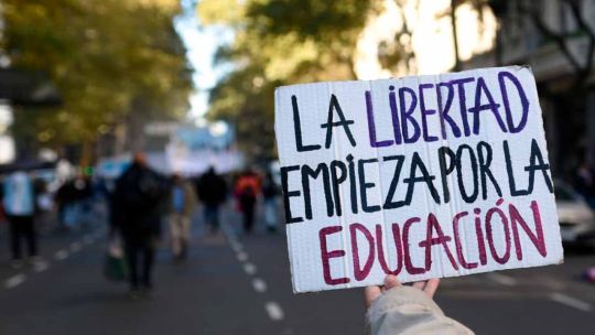 Imagen para el artículo: El duro spot del Gobierno contra las universidades públicas
