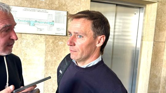 Imagen para el artículo: Causa Adorni: la Justicia ya analiza el contenido del celular de Matías Tabar