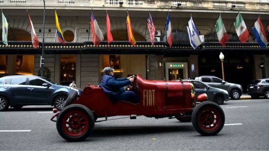 Imagen para el artículo: El Gran Premio Histórico vuelve a la Ciudad con autos clásicos, homenaje a la carrera Recoleta-Tigre y exhibiciones abiertas al público