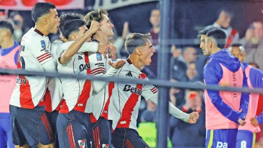 Imagen para el artículo: River le ganó a Central, llegó a la final y le cambió el humor al Monumental