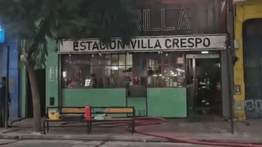 Imagen para el artículo: Incendio en una parrilla de Villa Crespo: asistieron a tres hombres