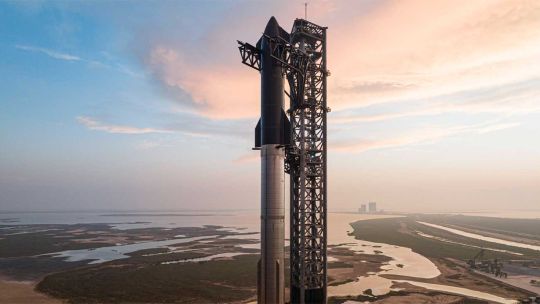 Imagen para el artículo: SpaceX lanzó el Starship V3 y busca que sea clave en la misión Artemis III de la NASA