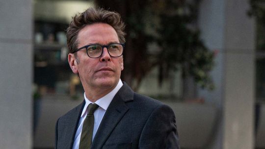 Imagen para el artículo: James Murdoch, hijo de Rupert, compra parte de Vox Media y la revista New York