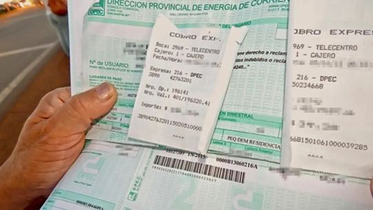 Imagen para el artículo: La DPEC devolverá dinero cobrado de más a usuarios: cómo hacer el trámite digital