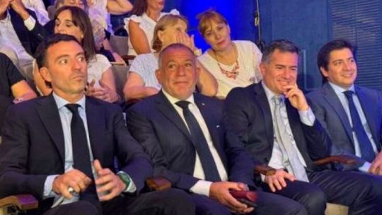 Imagen para el artículo: Guiño de una diputada cordobesa LLA a De Loredo: "Toda la oposición tiene que estar incluida"