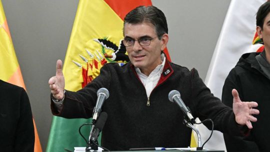 Imagen para el artículo: Paz renovará su gabinete en Bolivia en medio de bloqueos y escasez