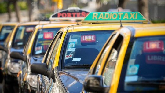 Imagen para el artículo: ¿Cuáles son las nuevas reglas para taxis y apps en Caba?