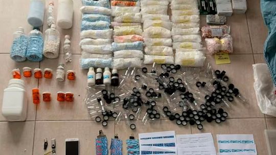 Imagen para el artículo: Cayó el "Rey del Viagra": robó miles de pastillas de un laboratorio y las vendía en redes sociales
