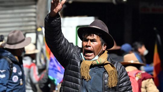 Imagen para el artículo: El peligroso apriete a Paz en Bolivia