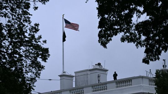 Imagen para el artículo: Videos: así se vivió el tiroteo desde adentro de la Casa Blanca