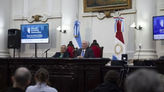 Imagen para el artículo: Alertan por el deterioro de la cultura democrática: “Argentina es una sociedad que no respeta las normas”