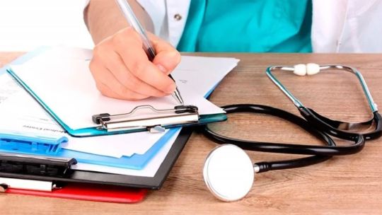 Imagen para el artículo: Alertan sobre intereses económicos detrás de tratamientos médicos