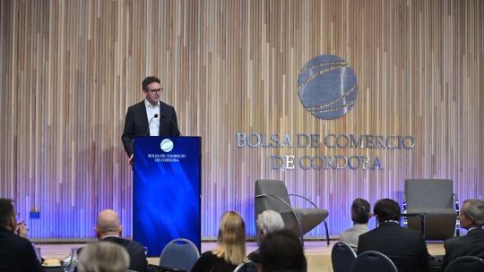 Imagen para el artículo: Cuáles son las tres condiciones para la reelección de Milei según Sandleris, economista estrella de Macri