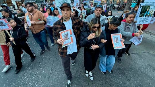 Imagen para el artículo: Marcha por Agostina: "Mi hija va a aparecer viva", aseguró la mamá