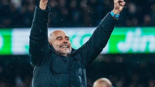Imagen para el artículo: El emotivo video de despedida de Pep Guardiola con un joven hincha del Manchester City