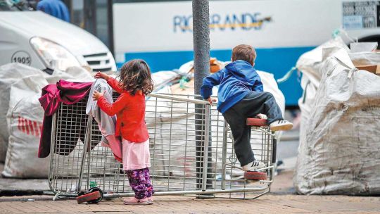 Imagen para el artículo: La niñez y adolescencia abandonadas en Argentina