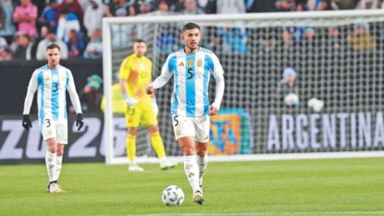 Imagen para el artículo: Paredes tiene una lesión muscular y le suma otra preocupación a Scaloni
