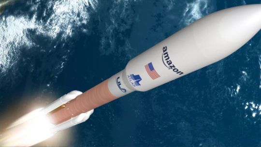 Imagen para el artículo: Amazon lanzó satélites de internet de la red Kuiper con el cohete Atlas V para competir con Starlink