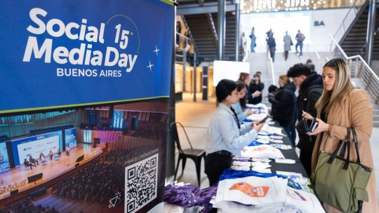 Imagen para el artículo: Cuenta regresiva para el Social Media Day Buenos Aires 2026:IA, estrategias para el Mundial y últimas entradas