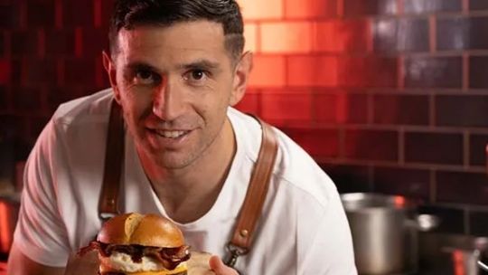 Imagen para el artículo: Mundial y marketing: la batalla de publicidades entre cadenas de hamburguesas