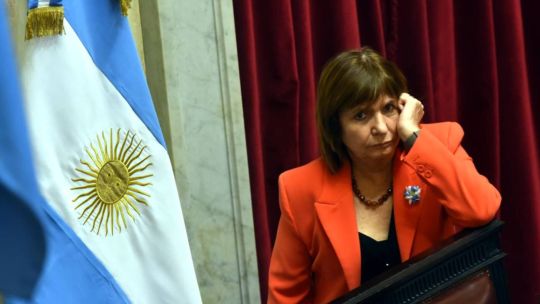 Imagen para el artículo: Gritos, reproches y descoordinación: la jugada de Patricia Bullrich infringió una derrota para Javier Milei
