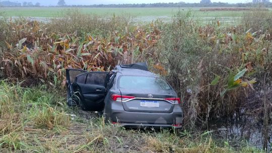 Imagen para el artículo: Chaqueños accidentados en Corrientes: investigan el origen de $183 millones hallados dentro del auto