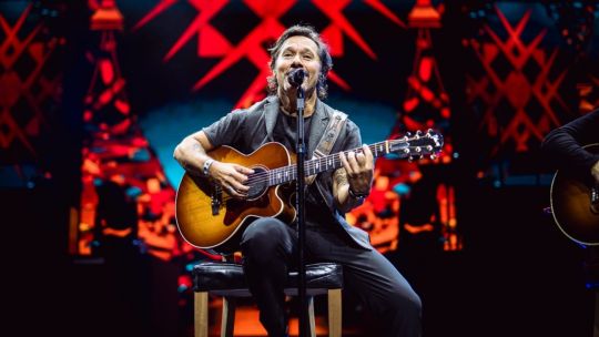 Imagen para el artículo: Diego Torres agotó dos Movistar Arena entre clásicos, recuerdos y un emotivo homenaje a un amigo