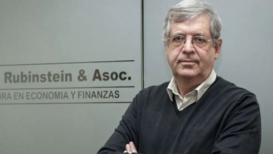 Imagen para el artículo: Gabriel Rubinstein advirtió que si Javier Milei no puede garantizar que será reelecto, “eso detonaría una corrida preelectoral”