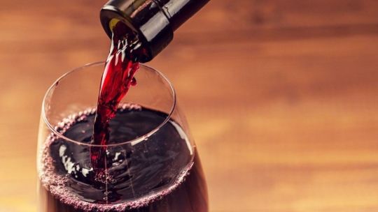 Imagen para el artículo: José Luis Belluscio: "El vino a granel significa menor cantidad de trabajo argentino en las bodegas"