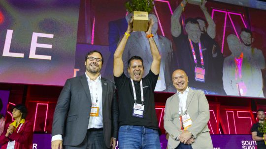 Imagen para el artículo: Una "startup" nacida en Córdoba conquistó Europa: WiseCX ganó dos premios ante la mirada del rey Felipe VI