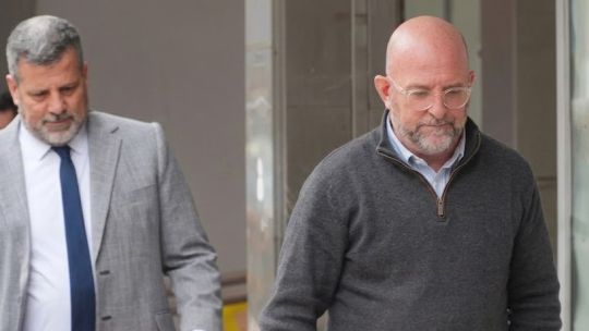 Imagen para el artículo: Causa PAMI: Marcos Carasso se presentó en el Juzgado Federal y se abstuvo de declarar