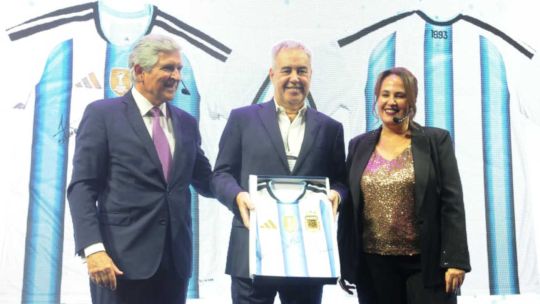 Imagen para el artículo: Fotogalería: la Fundación Cimientos convocó a importantes figuras por la educación y la integración de jóvenes vulnerables