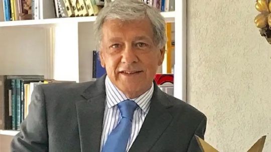 Imagen para el artículo: Eduardo Reina sobre el costo político de mantener a Manuel Adorni: “La verdad que para sostenerlo les costó bastante”