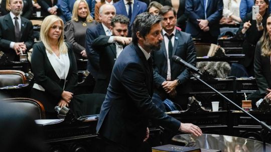 Imagen para el artículo: Diputados aprobó la renuncia de Ravier y tomó juramento a Martín Matzkin