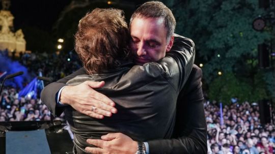 Imagen para el artículo: Julio Gambina: "No solo no hay autocrítica, sino que Javier Milei insistió en la inocencia de Adorni"