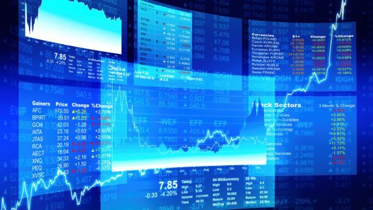 Imagen para el artículo: El dólar blue sube a $1.550 y los mercados argentinos avanzan tras la mejora de Moody’s