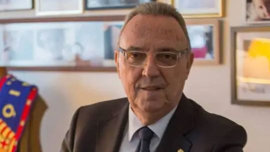 Imagen para el artículo: Expresidente del Barça: "Estoy contento por España, pero triste por Messi"