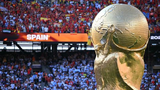 Imagen para el artículo: España levantó la Copa del Mundo tras vencer a la Argentina en la final del Mundial 2026