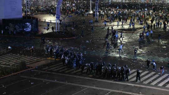 Imagen para el artículo: Incidentes en el Obelisco tras la derrota de la Selección: detenidos y heridos