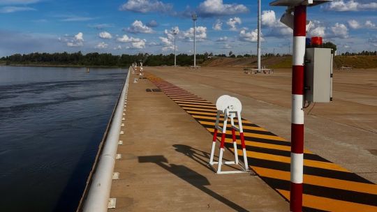 Imagen para el artículo: Sin estar habilitado, proyectan 2.500 contenedores por mes en el puerto de Ituzaingó