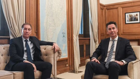 Imagen para el artículo: Santilli recibió a Manuel Calvo y abrió un nuevo vínculo con Córdoba