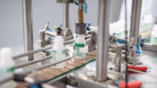 Imagen para el artículo: Corrientes advierte por el desfinanciamiento de Nación en salud y proyecta una nueva fábrica de medicamentos
