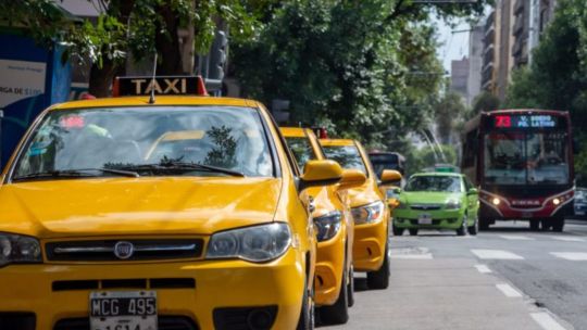 Imagen para el artículo: Córdoba: qué cambia para taxis y remises con la nueva ordenanza que impulsa el Concejo