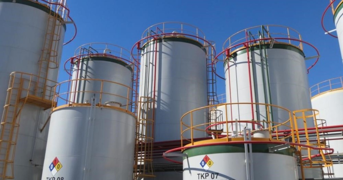 Imagen para el artículo: “En jaque”: a la espera de una nueva ley, la industria del biodiesel solo utiliza el 25% de su capacidad instalada