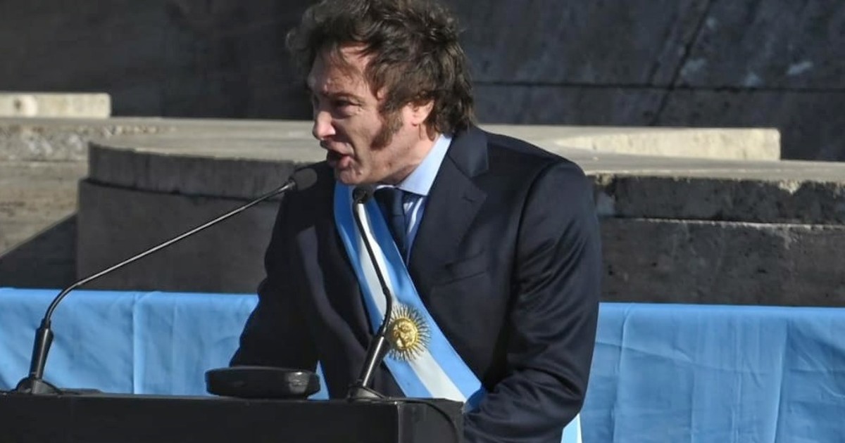 Imagen para el artículo: Día de la Bandera: a qué hora es el acto de Javier Milei en Rosario y dónde ver en vivo