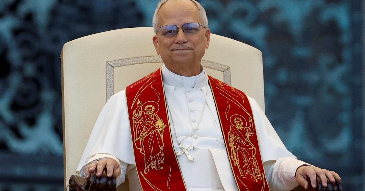 Imagen para el artículo: Un Papa acostumbrado a reparar autos usados y a arreglarse con lo que hay enfrenta el abismo de las finanzas del Vaticano