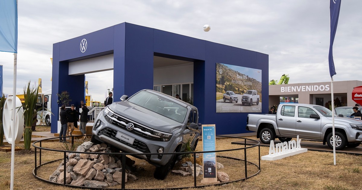 Imagen para el artículo: Volkswagen pisó fuerte en Agroactiva: desplegó su gama de pick-ups y pesados
