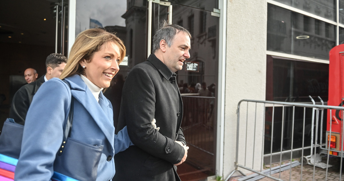 Imagen para el artículo: El futuro judicial de Adorni: números que "no cierran", dólares "sin justificación" y una intimación que no podrá evitar
